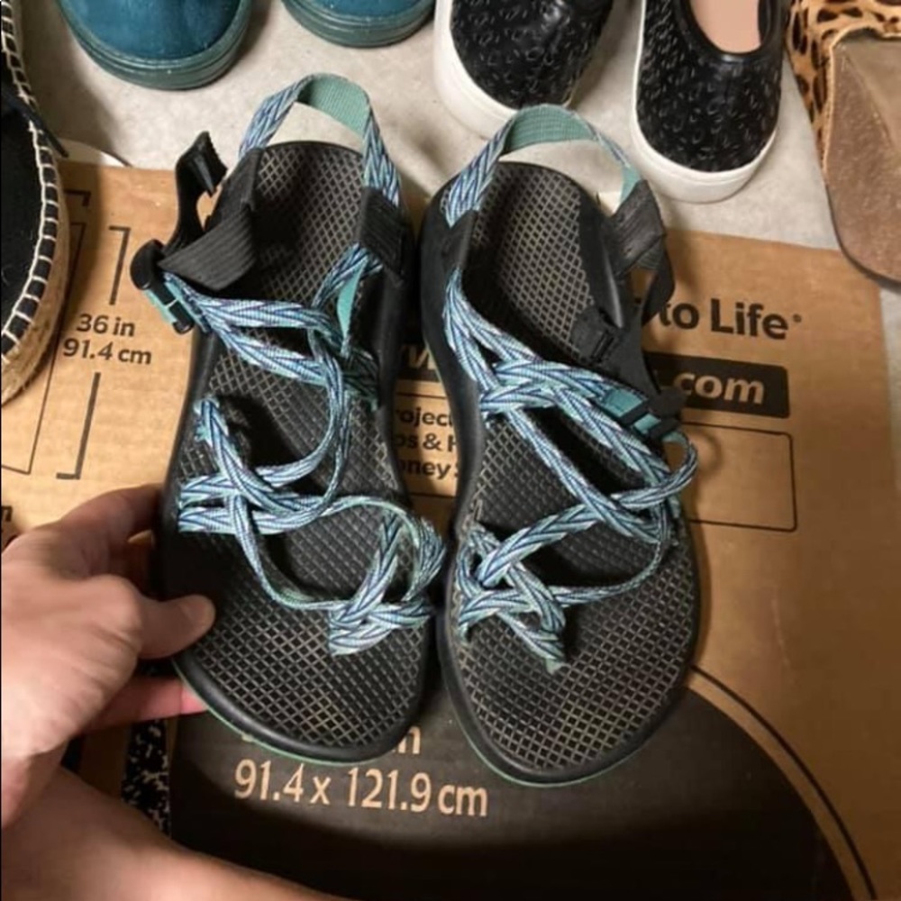 Chacos size 8